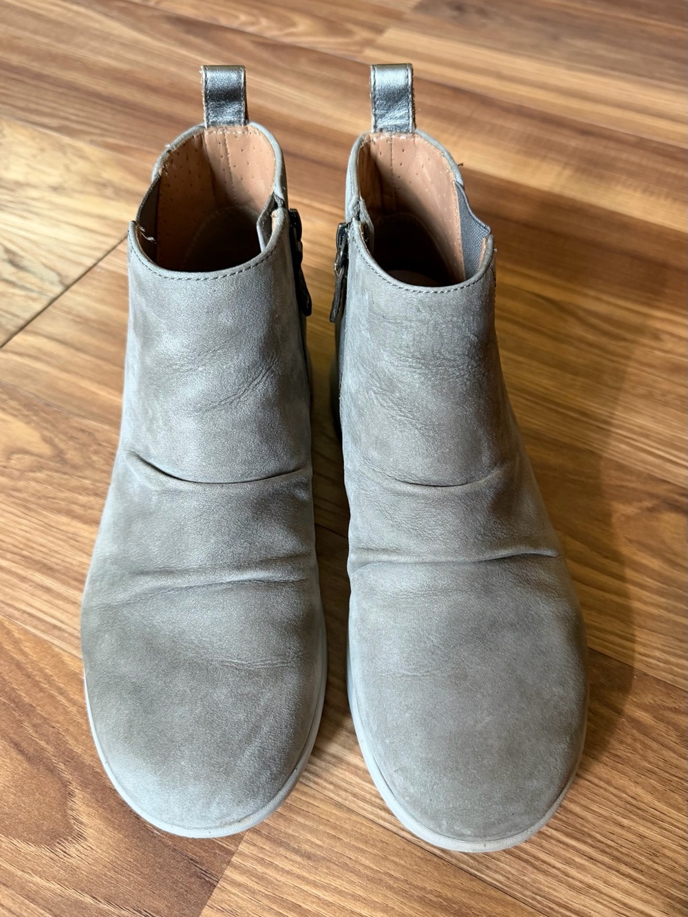 Clarks Booties - Picture 3 of 6